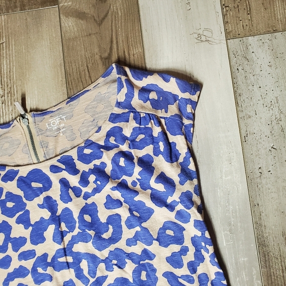 Ann Taylor Loft Petites Short Sleeved Animal Print Blouse Size Small EUC - Picture 8 of 14